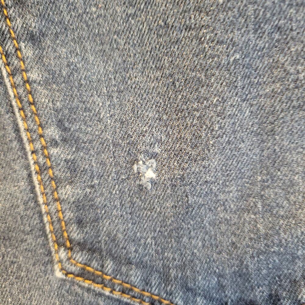 BDG Mid Rise Alexa 5 Pocket Shortie Denim Shorts Vacation Utility Women Size 32W - Picture 7 of 8
